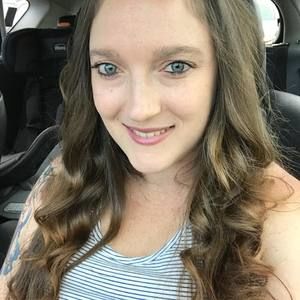 Meet your Posher, Whitney